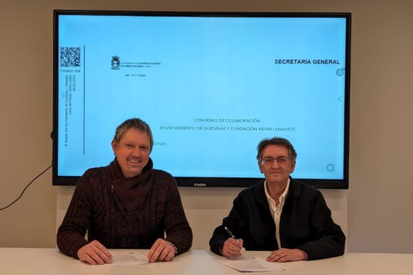 Juan Antonio Urra Y Julián Garrido Firman Convenio De Colaboración Entre El Ayuntamiento De Guesálaz Y La Fundación Henri Lenaerts